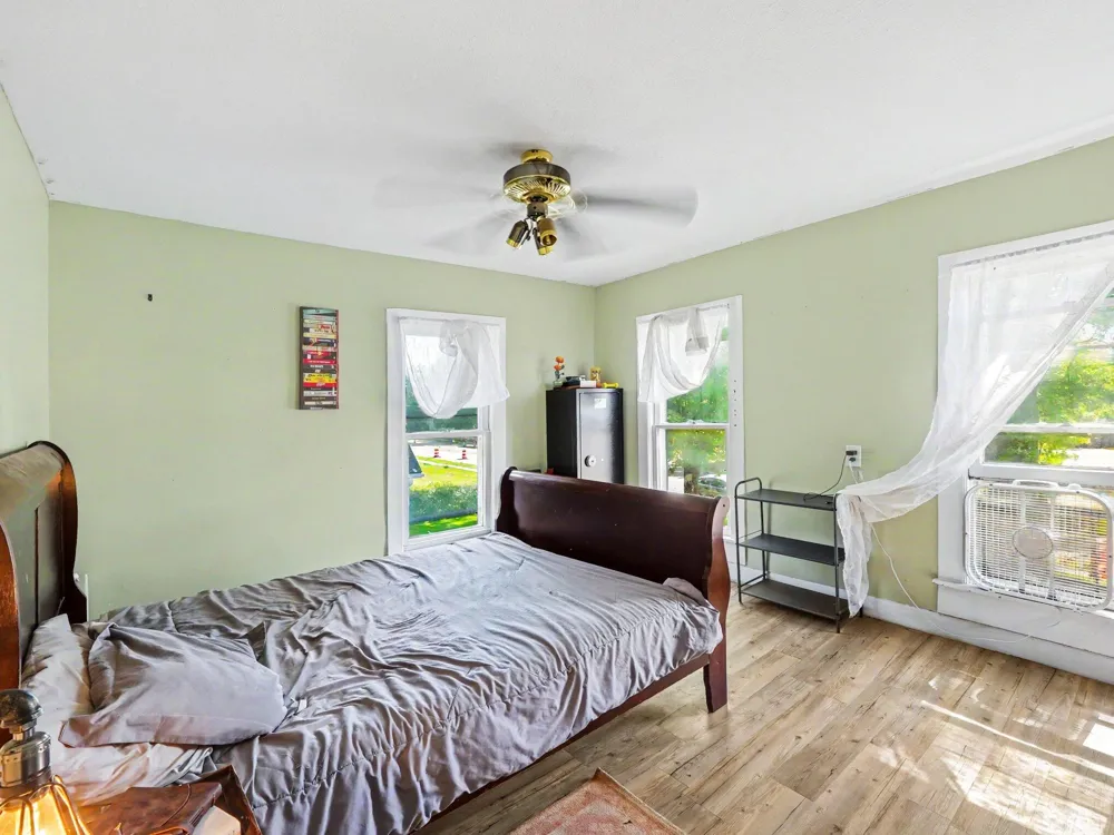 576 S Main Street Adrian, MI 49221