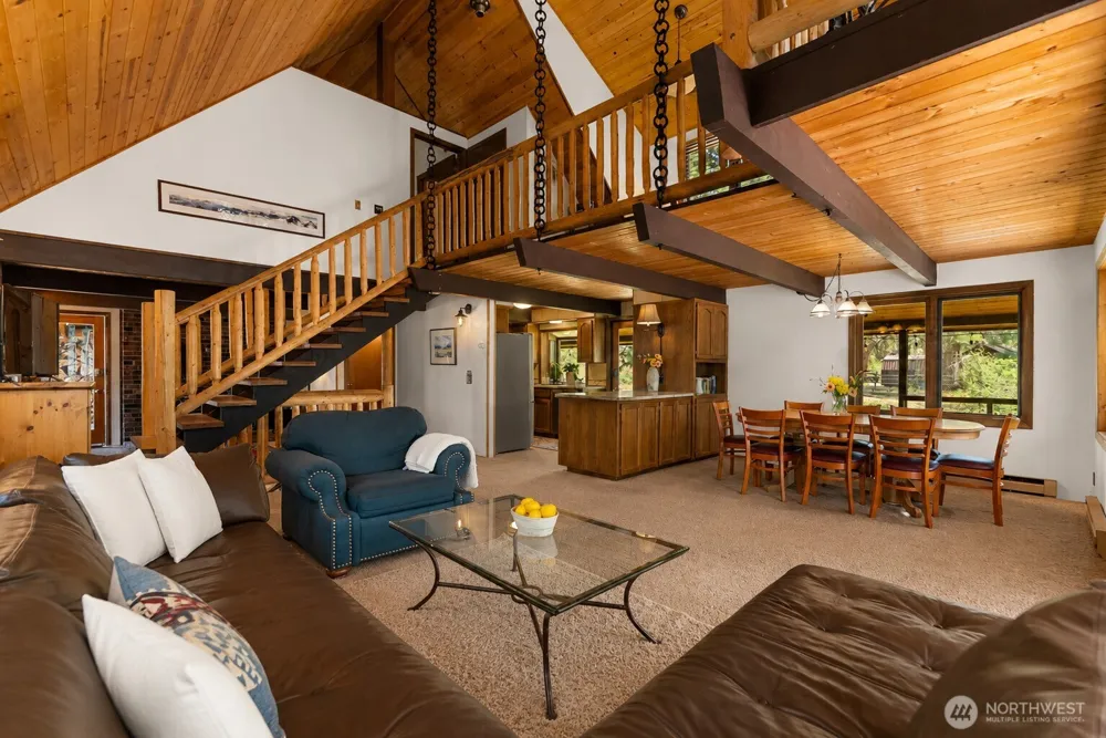 19 Maughan Road Winthrop, WA 98862