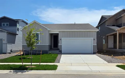 5596 Ranch Street