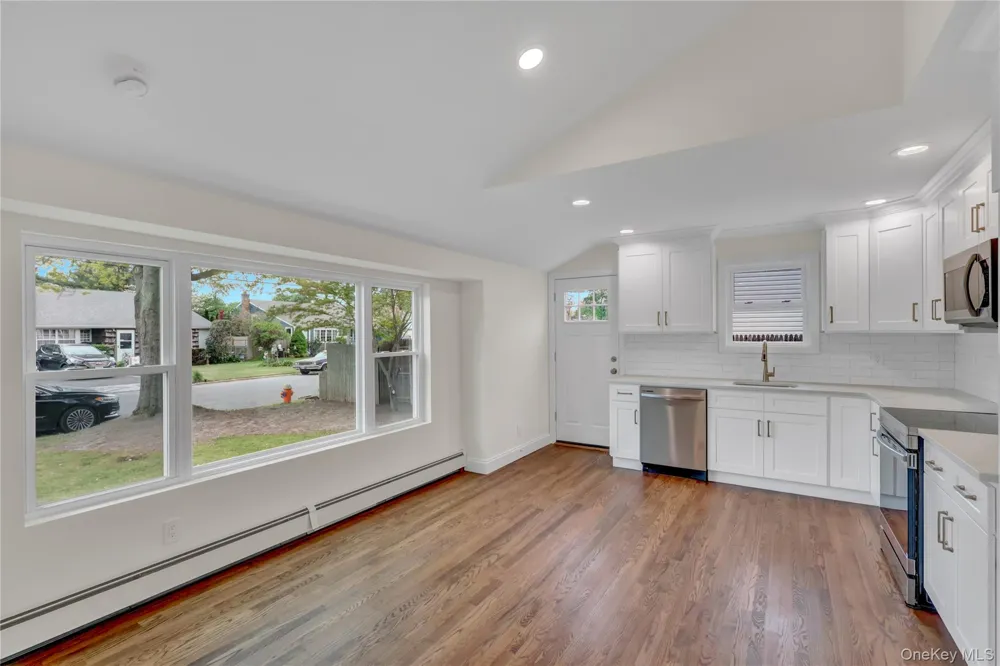 15 Glenwood Lane Huntington, NY 11743