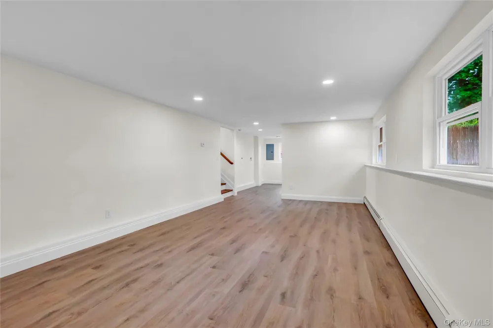 15 Glenwood Lane Huntington, NY 11743
