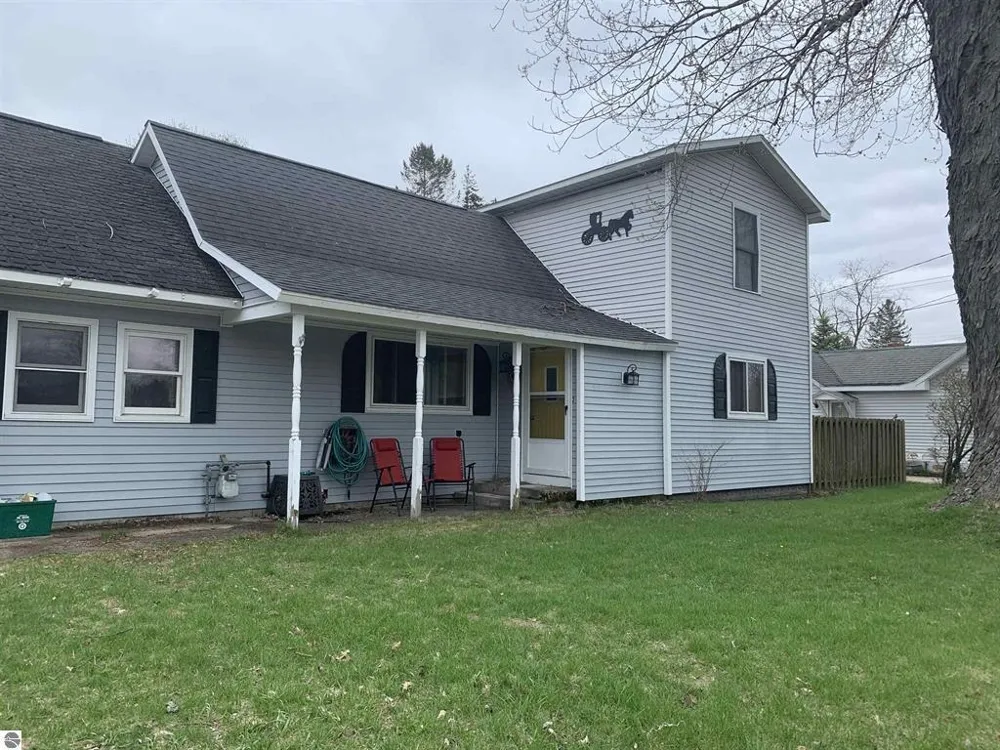 817 Walnut Street Cadillac City, MI 49601