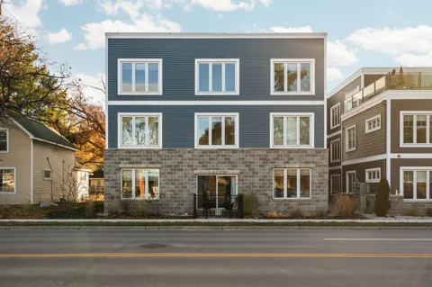922 E Front Street