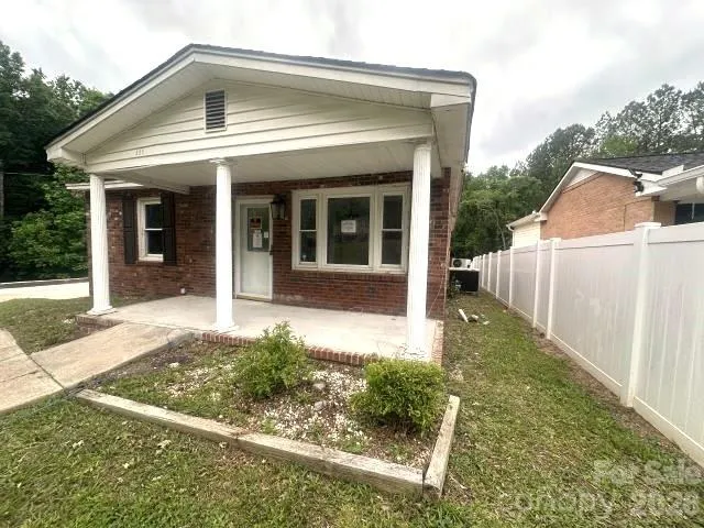 111 Dye Street Chester, SC 29706