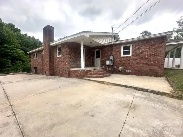111 Dye Street Chester, SC 29706