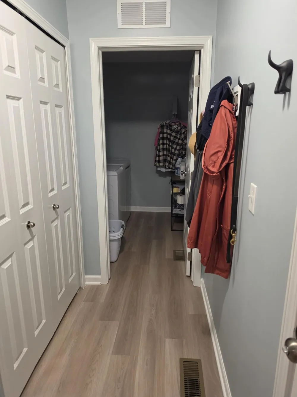 10340 Swan Lake Circle Ypsilanti, MI 48197