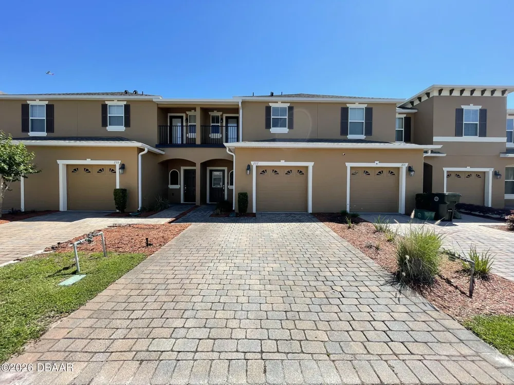 207 Wentworth Grande Drive Daytona Beach, FL 32124