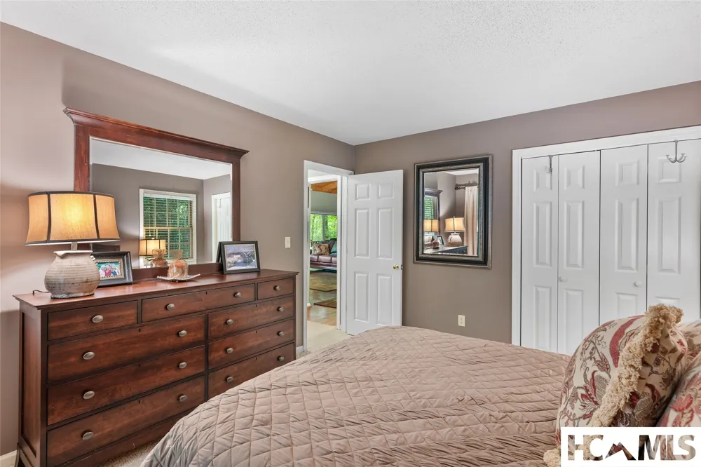 560 Toxaway Court Lake Toxaway, NC 28747