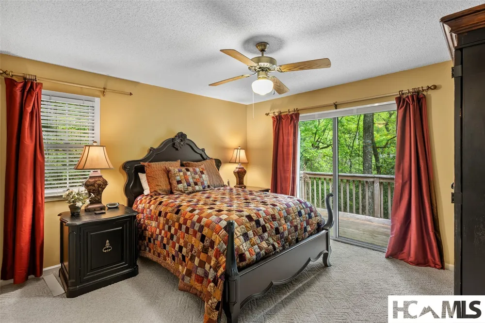 560 Toxaway Court Lake Toxaway, NC 28747