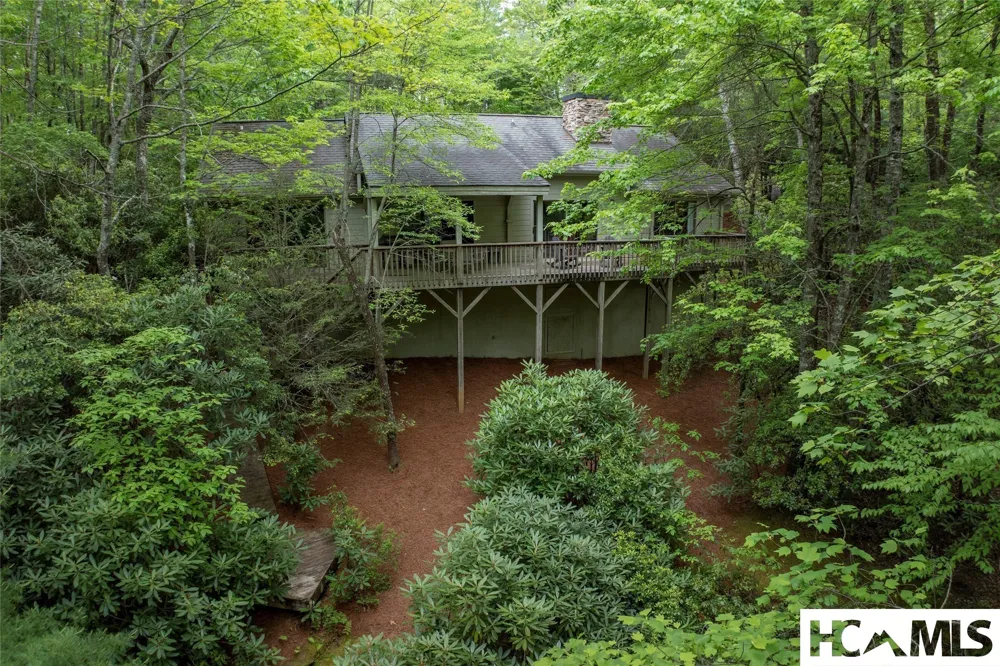 560 Toxaway Court Lake Toxaway, NC 28747