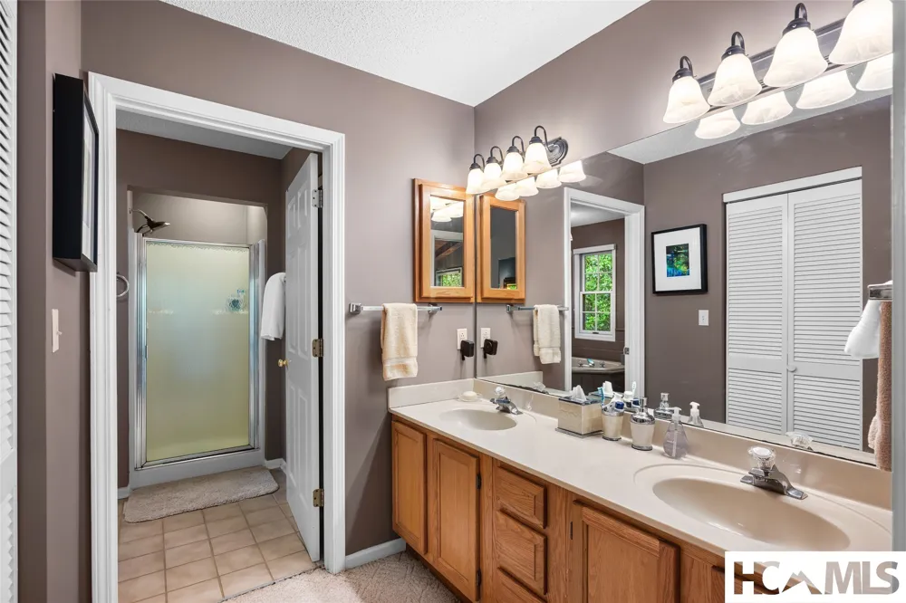 560 Toxaway Court Lake Toxaway, NC 28747