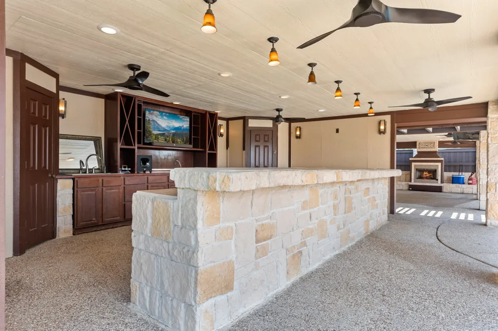 400 E Spurgeon Street Itasca, TX 76055