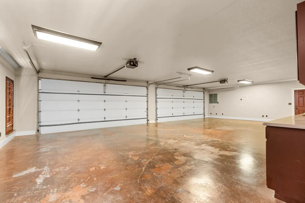 400 E Spurgeon Street Itasca, TX 76055