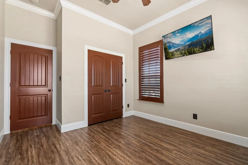 400 E Spurgeon Street Itasca, TX 76055