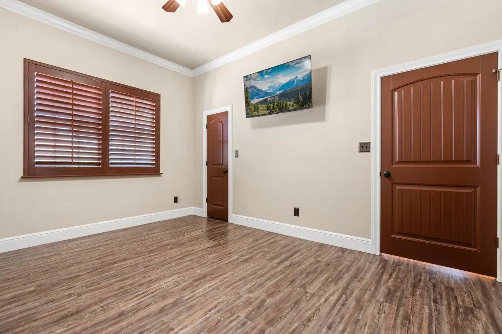 400 E Spurgeon Street Itasca, TX 76055