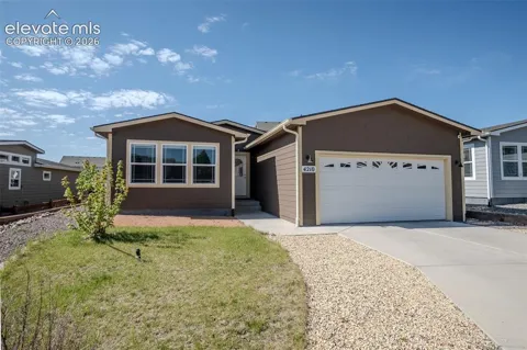 4210 Gray Fox Heights