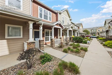 3453 Shrikes Tail Heights