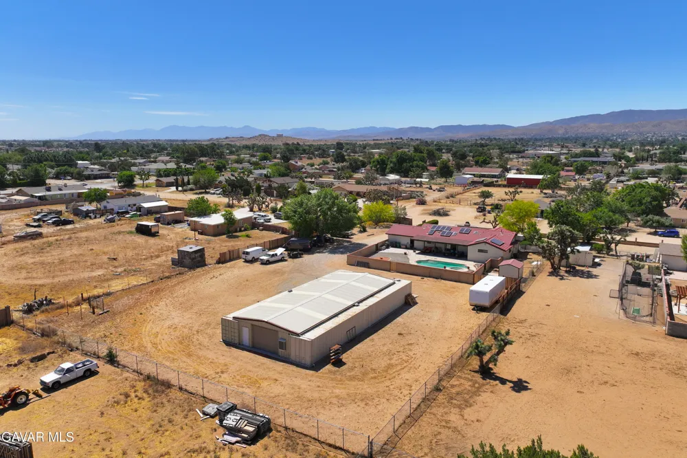 5055 W Ave K 12 Quartz Hill, CA 93536