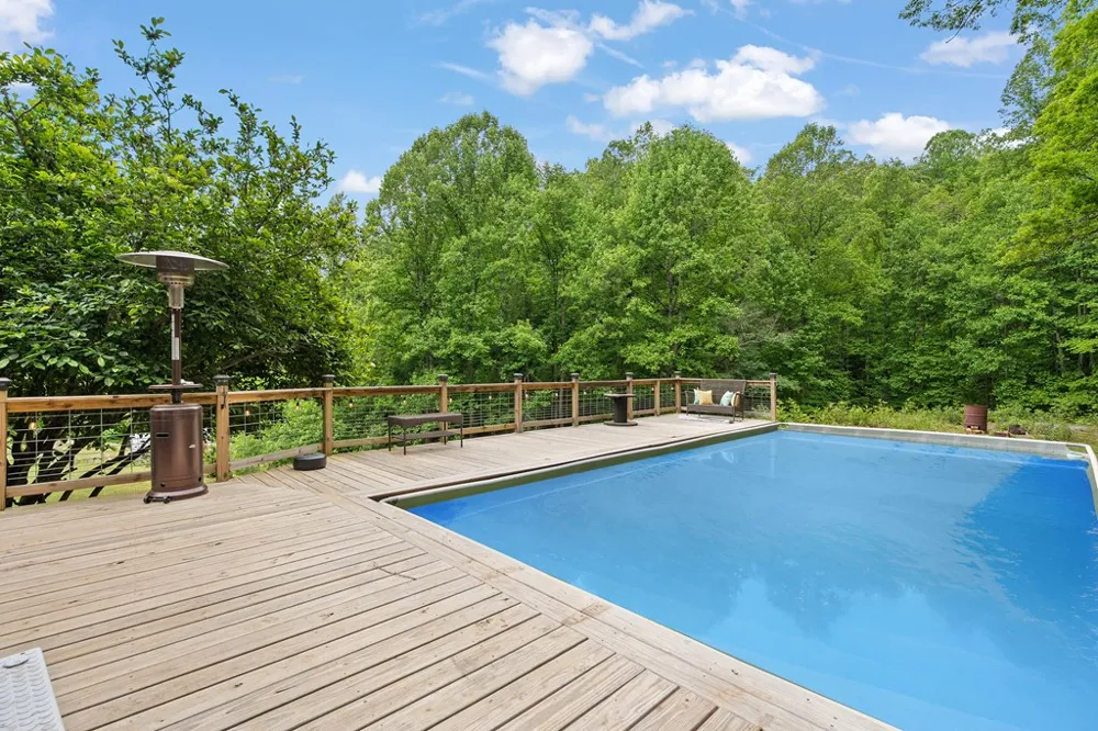 Harris Circle Sylva, NC 28779