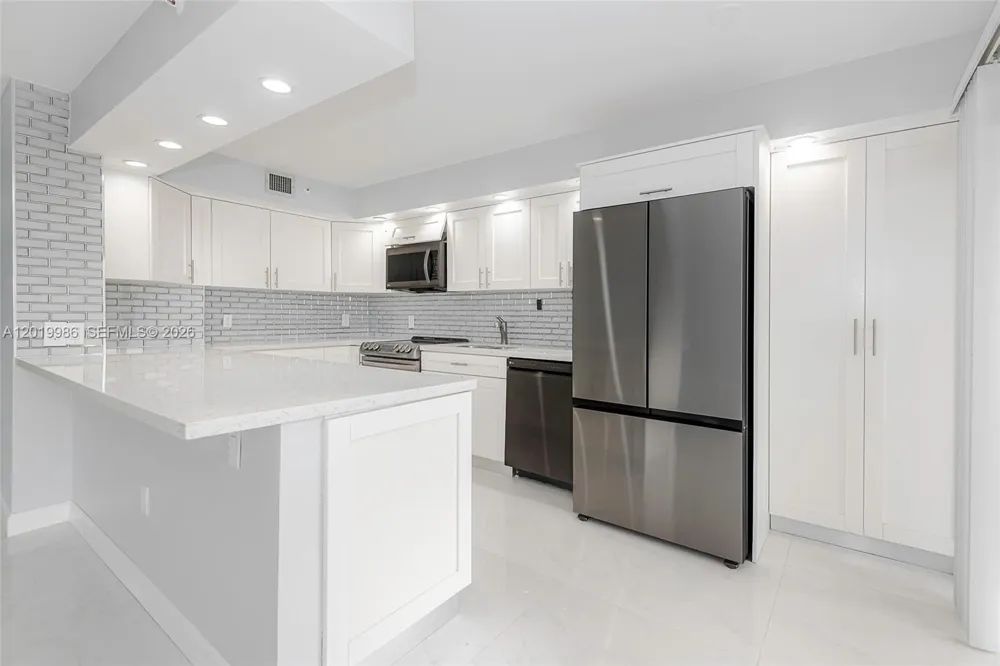1201 S Ocean Dr #610N Hollywood, FL 33019