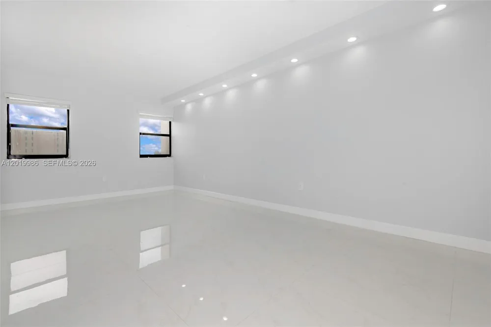 1201 S Ocean Dr #610N Hollywood, FL 33019