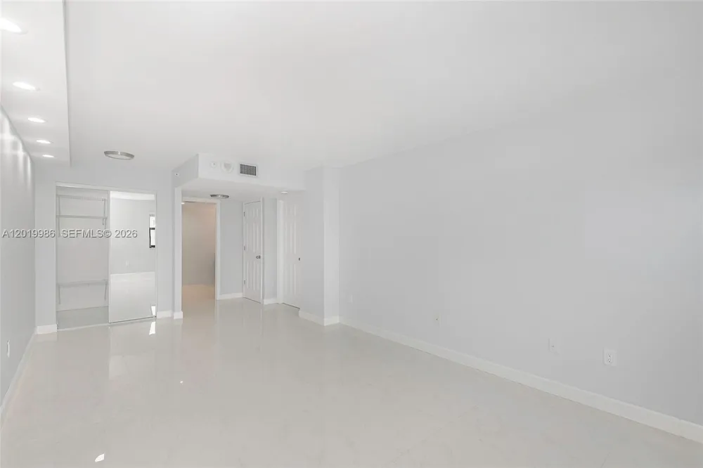 1201 S Ocean Dr #610N Hollywood, FL 33019