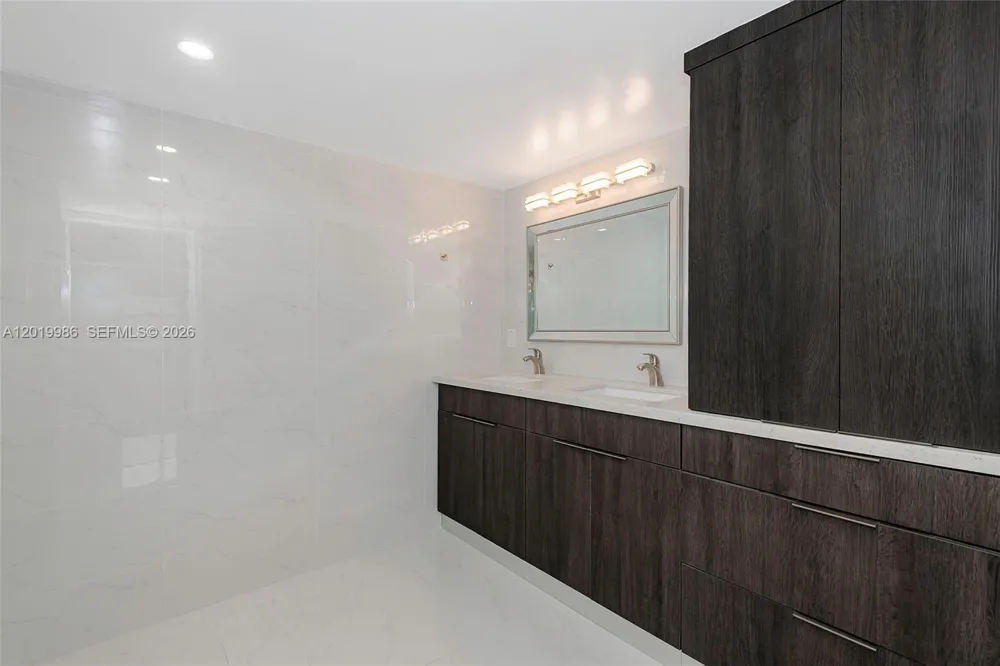 1201 S Ocean Dr #610N Hollywood, FL 33019