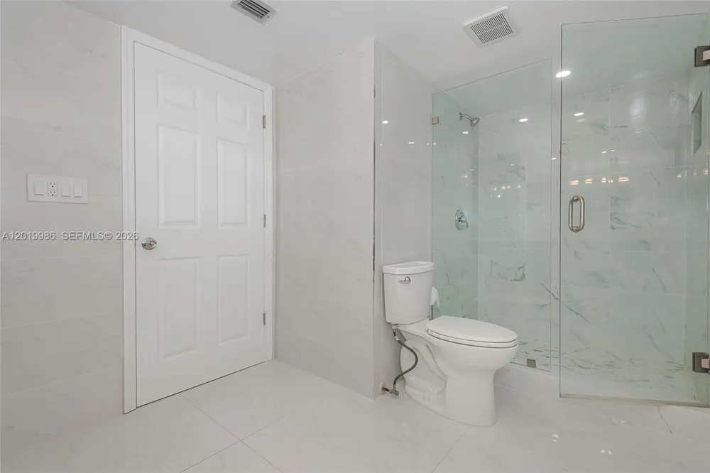 1201 S Ocean Dr #610N Hollywood, FL 33019