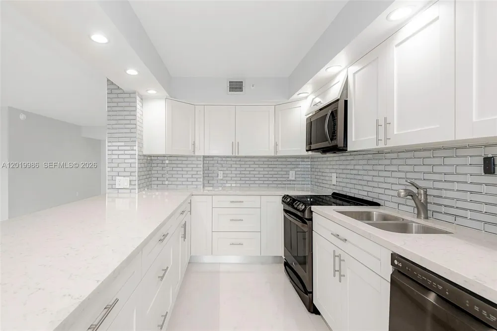 1201 S Ocean Dr #610N Hollywood, FL 33019