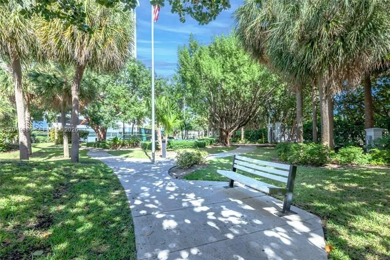 1201 S Ocean Dr #610N Hollywood, FL 33019