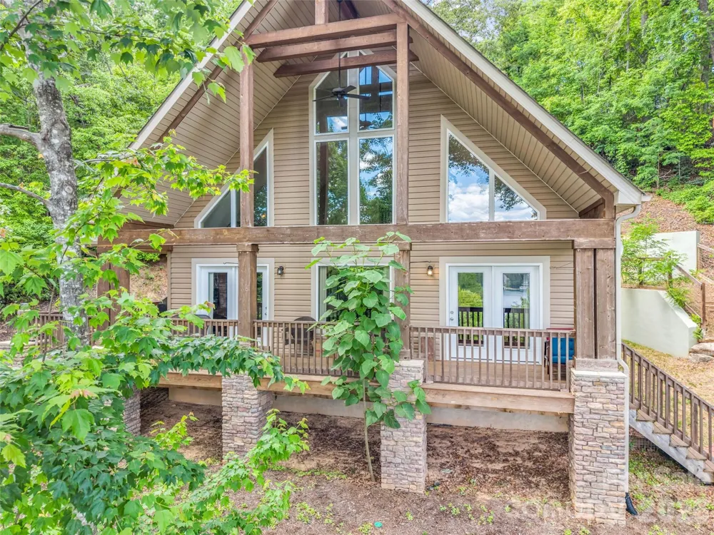 227 Snug Harbor Circle Lake Lure, NC 28746