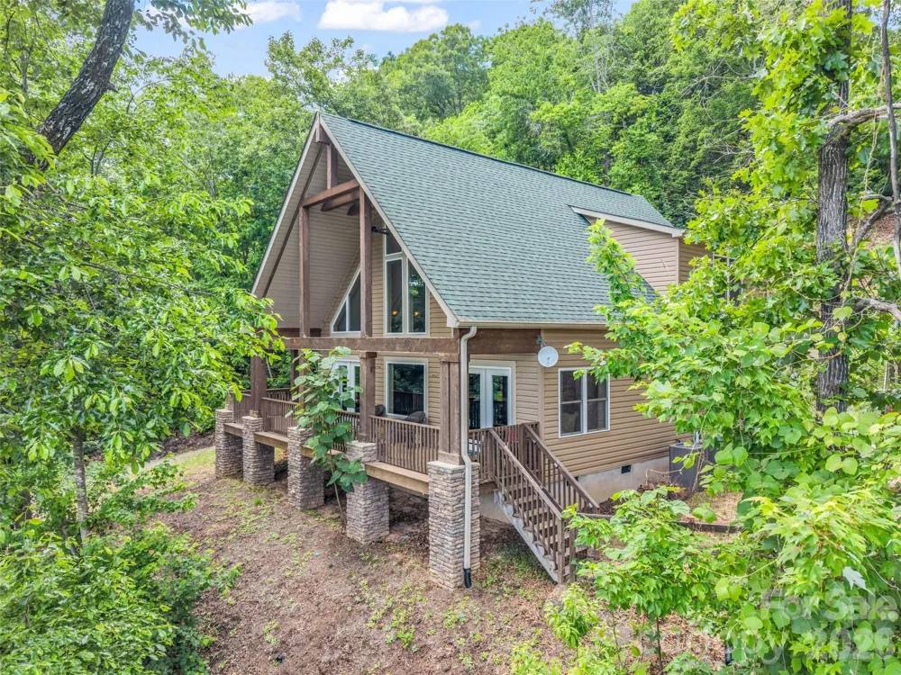 227 Snug Harbor Circle Lake Lure, NC 28746