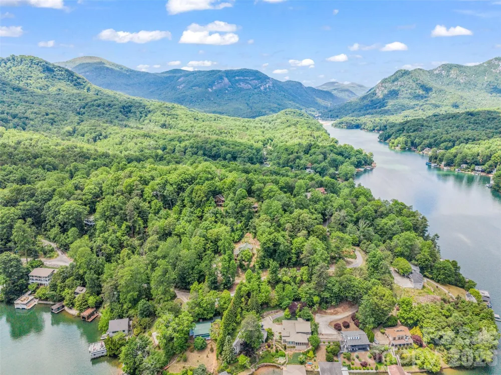 227 Snug Harbor Circle Lake Lure, NC 28746