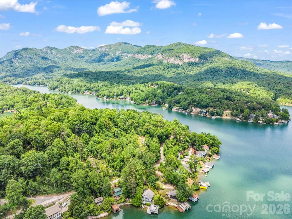 227 Snug Harbor Circle Lake Lure, NC 28746