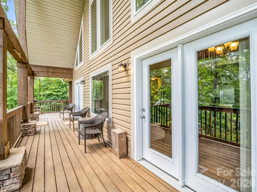 227 Snug Harbor Circle Lake Lure, NC 28746