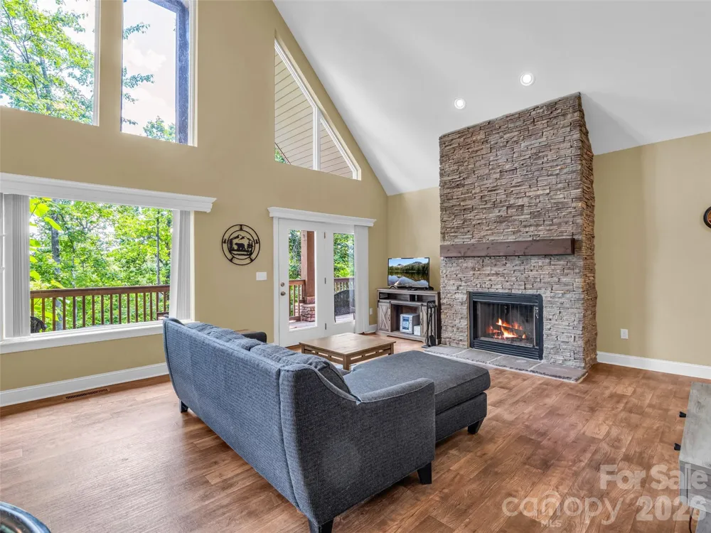 227 Snug Harbor Circle Lake Lure, NC 28746