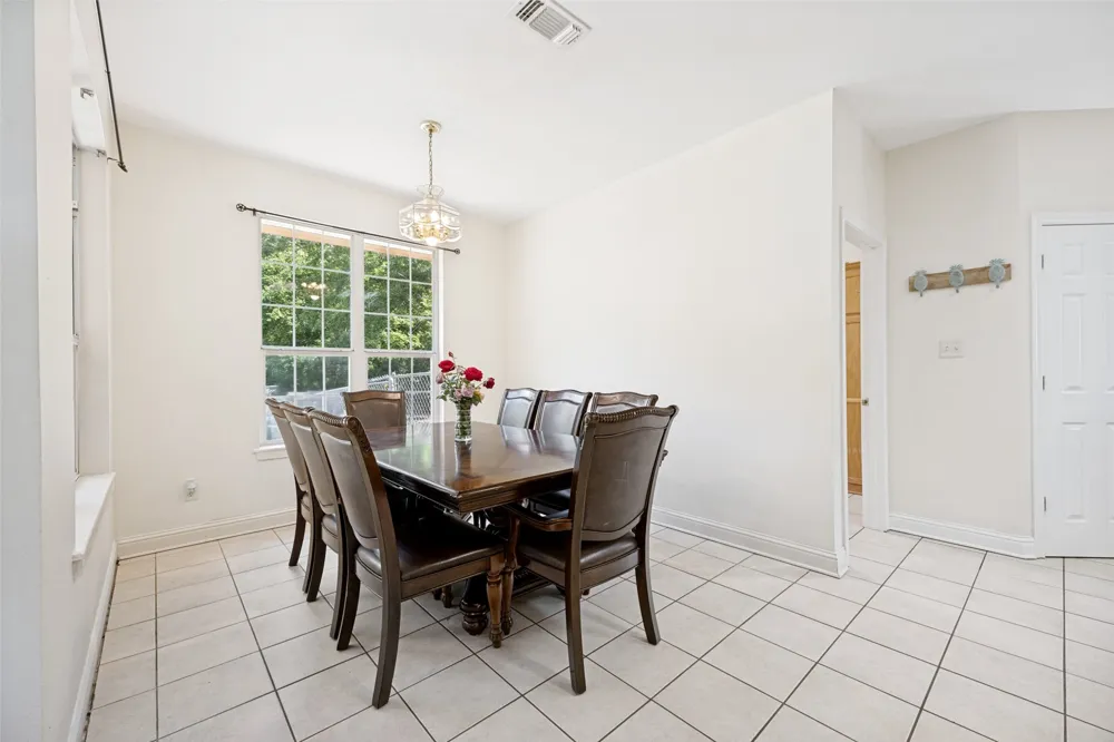 115 County Road 3302 Omaha, TX 75571