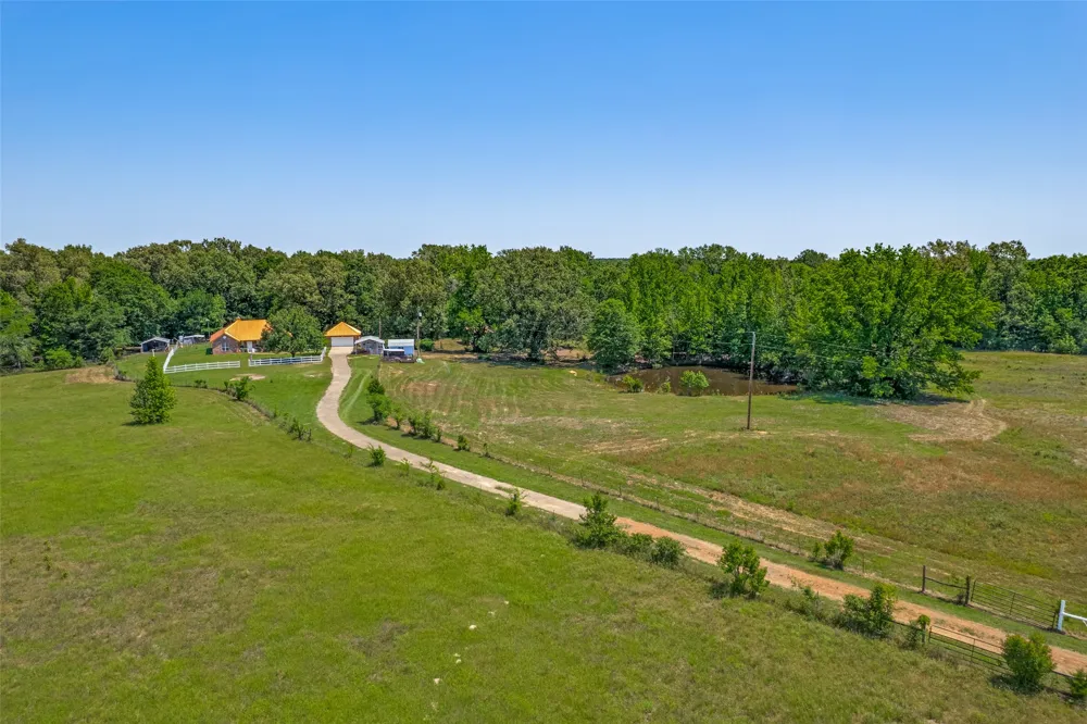 115 County Road 3302 Omaha, TX 75571