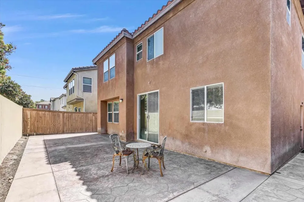 2209 Caminito Turin Chula Vista, CA 91915
