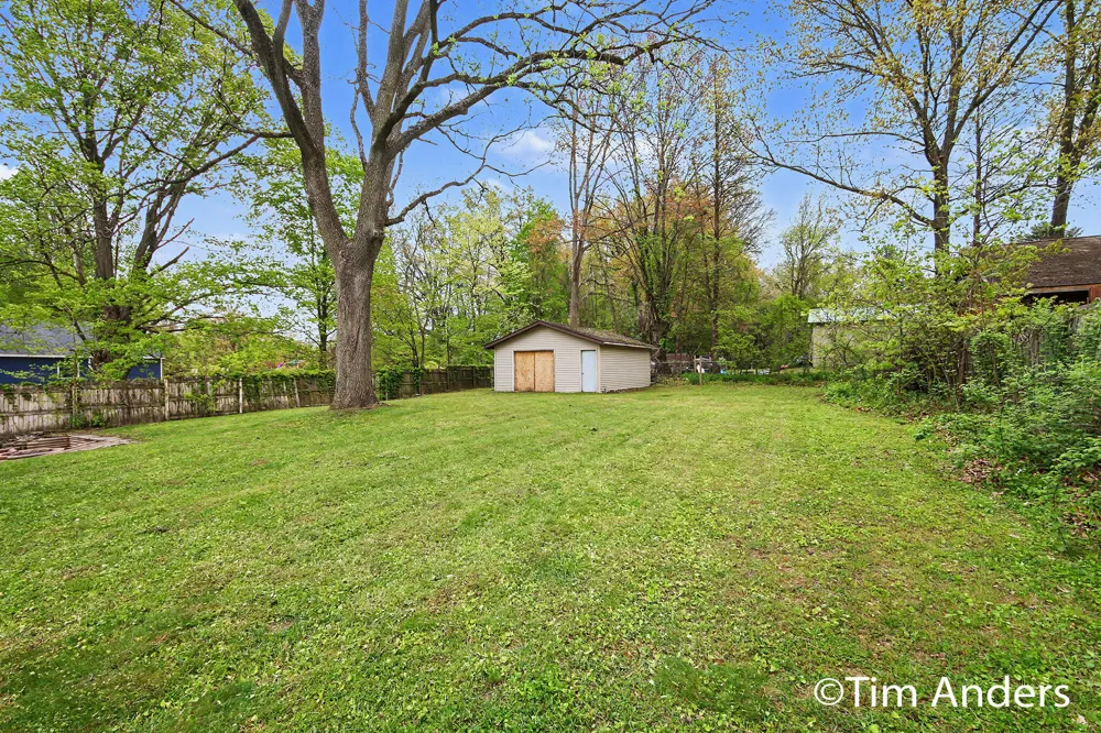 659 Academy Street Allegan, MI 49010