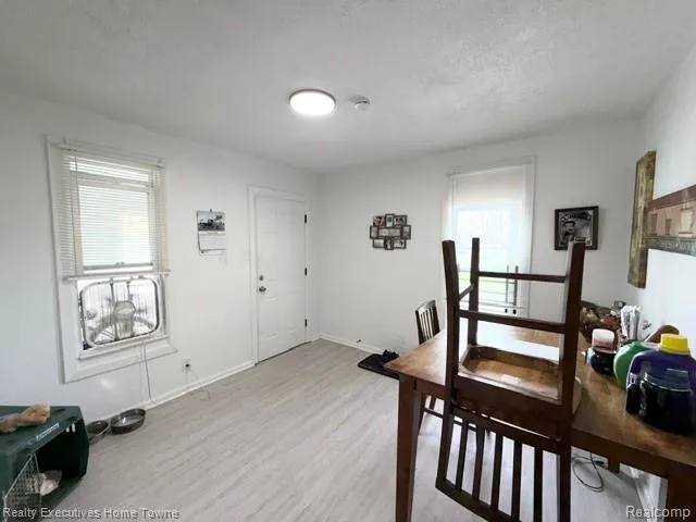 57 Oak Street River Rouge City, MI 48218