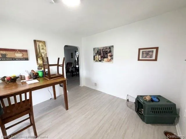 57 Oak Street River Rouge City, MI 48218
