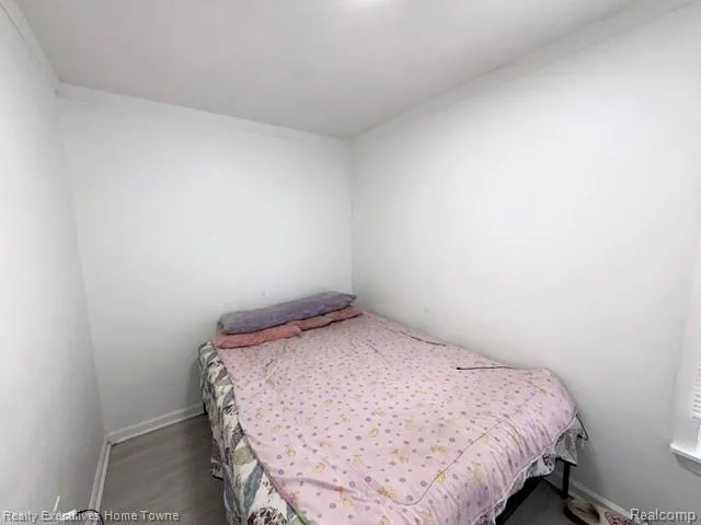 57 Oak Street River Rouge City, MI 48218