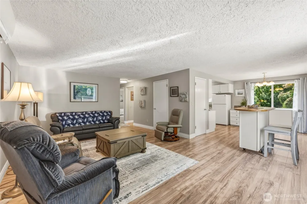 369 E Birnie Slough Road Cathlamet, WA 98612