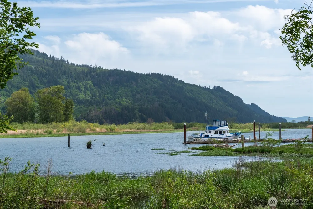 369 E Birnie Slough Road Cathlamet, WA 98612