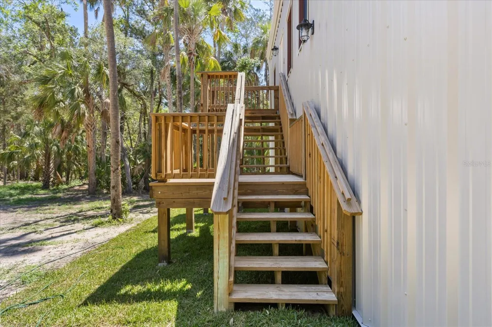 10408 W LARCHWOOD STREET Homosassa, FL 34448