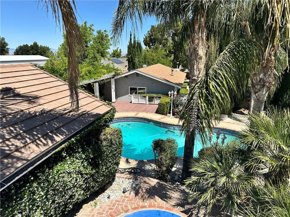 4761 W Avenue Quartz Hill, CA 93536