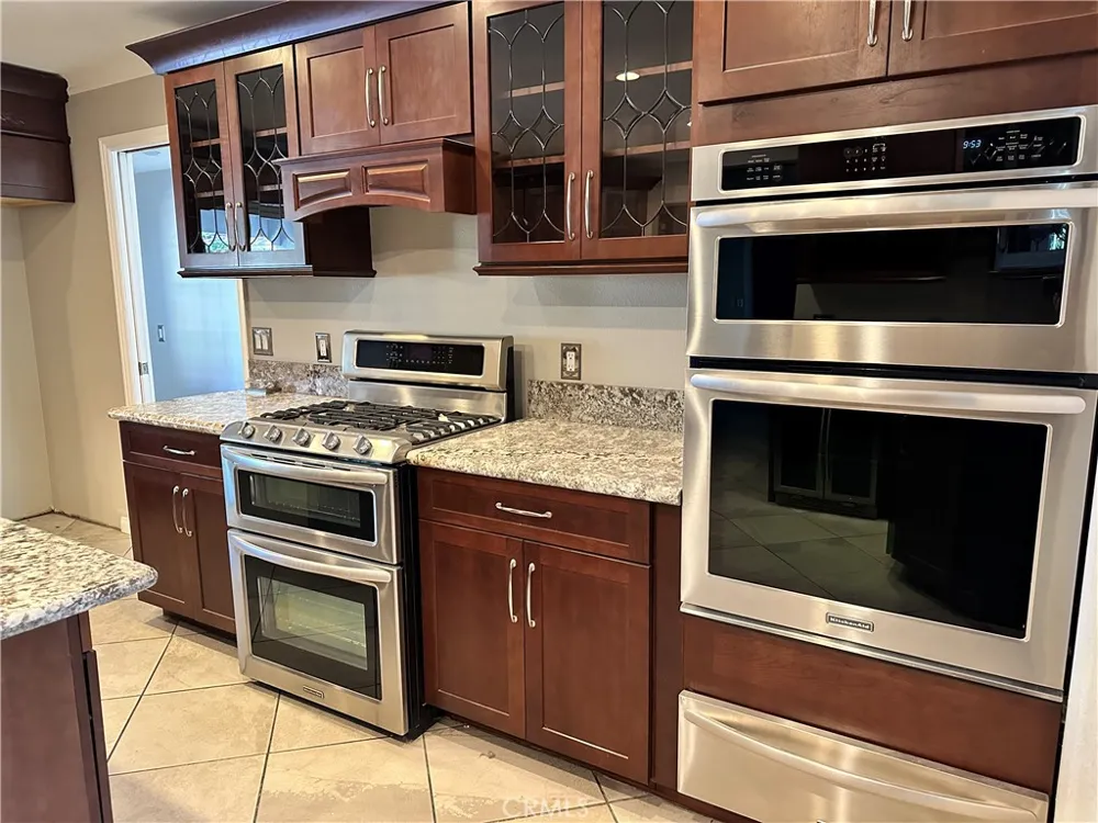 4761 W Avenue Quartz Hill, CA 93536
