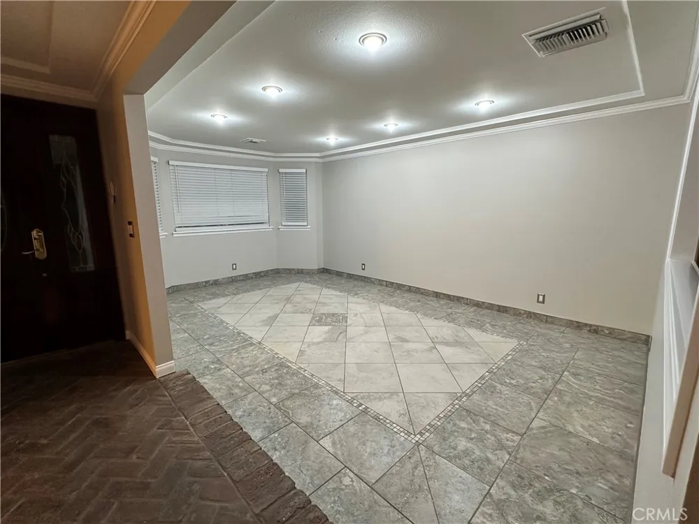 4761 W Avenue Quartz Hill, CA 93536
