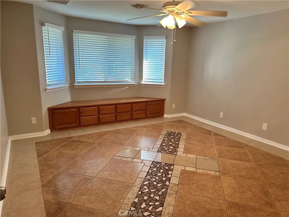 4761 W Avenue Quartz Hill, CA 93536